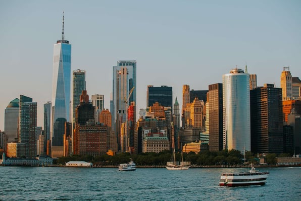 boat sailing in nyc